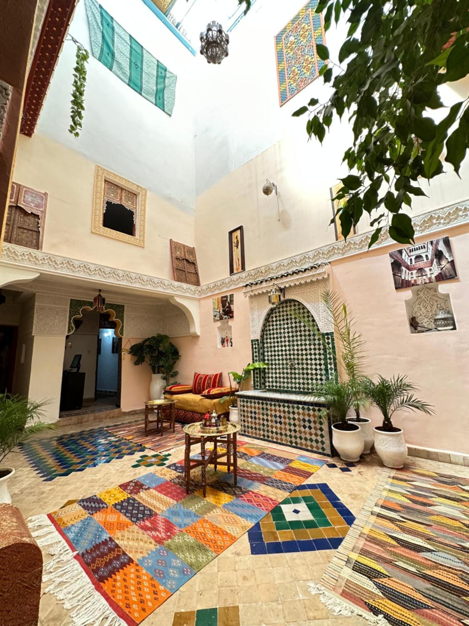 Dar Khmissa Fes Acomodação com café da manhã Exterior foto