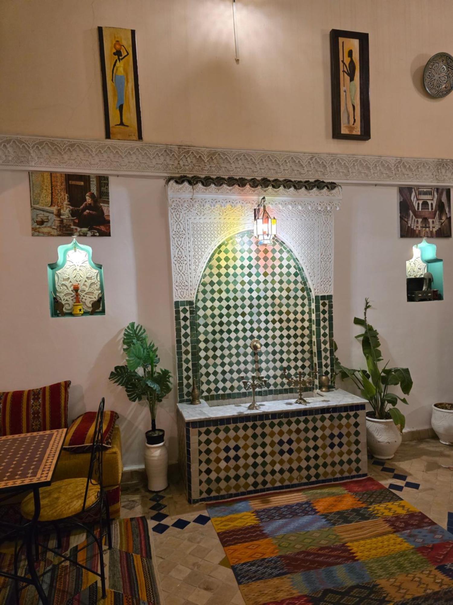 Dar Khmissa Fes Acomodação com café da manhã Exterior foto